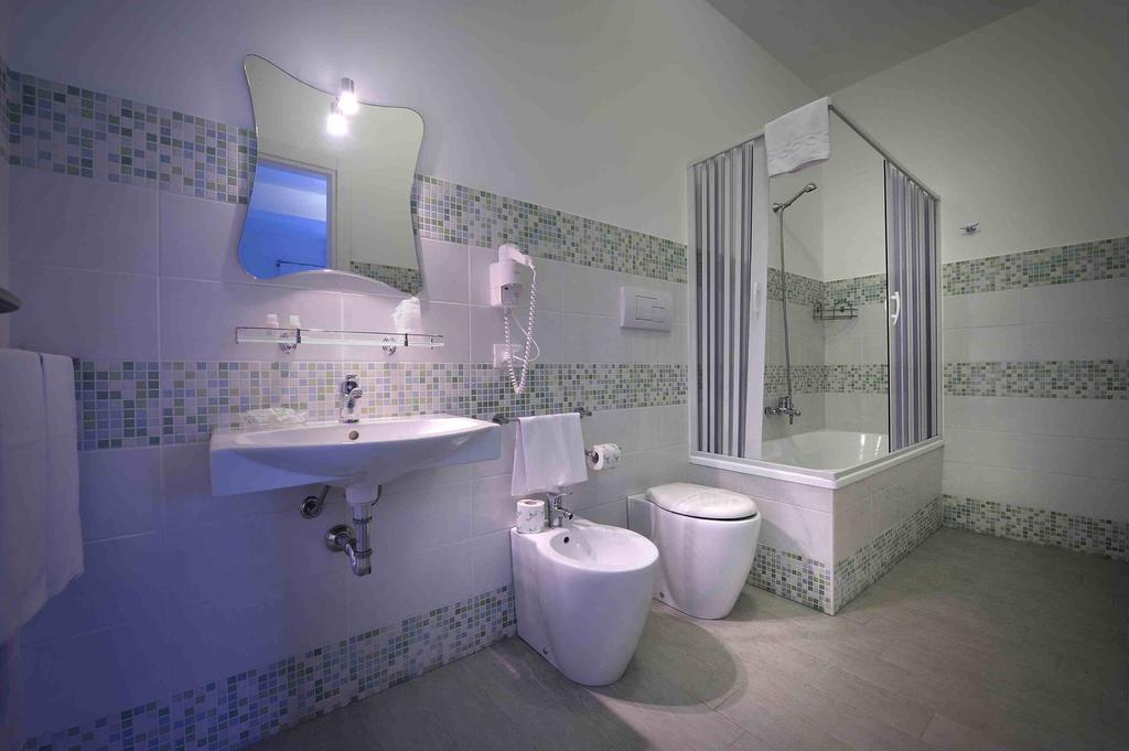 Economy Double or Twin Room